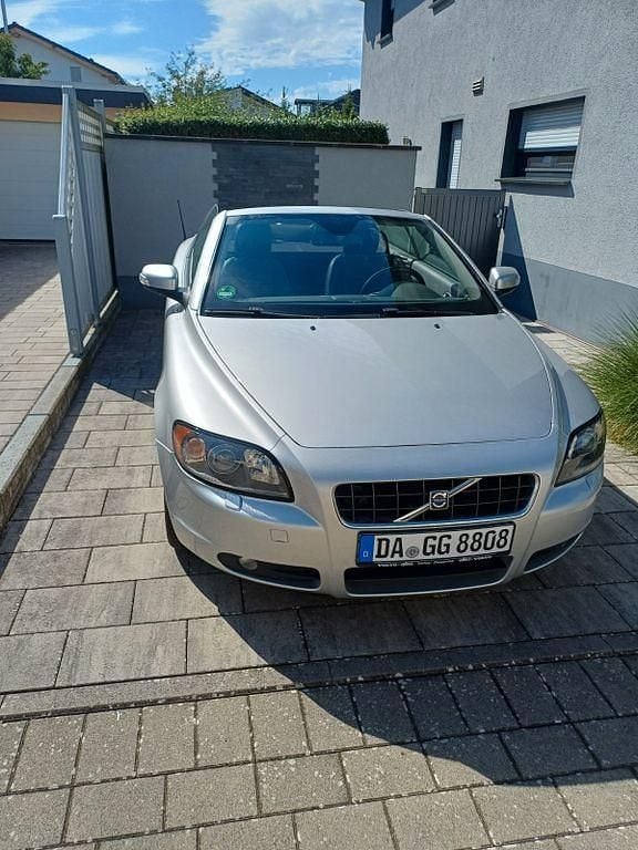 Silber Gebraucht 2008 Volvo C70 Momentum Cabrio | 11.750 € (Etwas zu teuer) - Bild 1/4