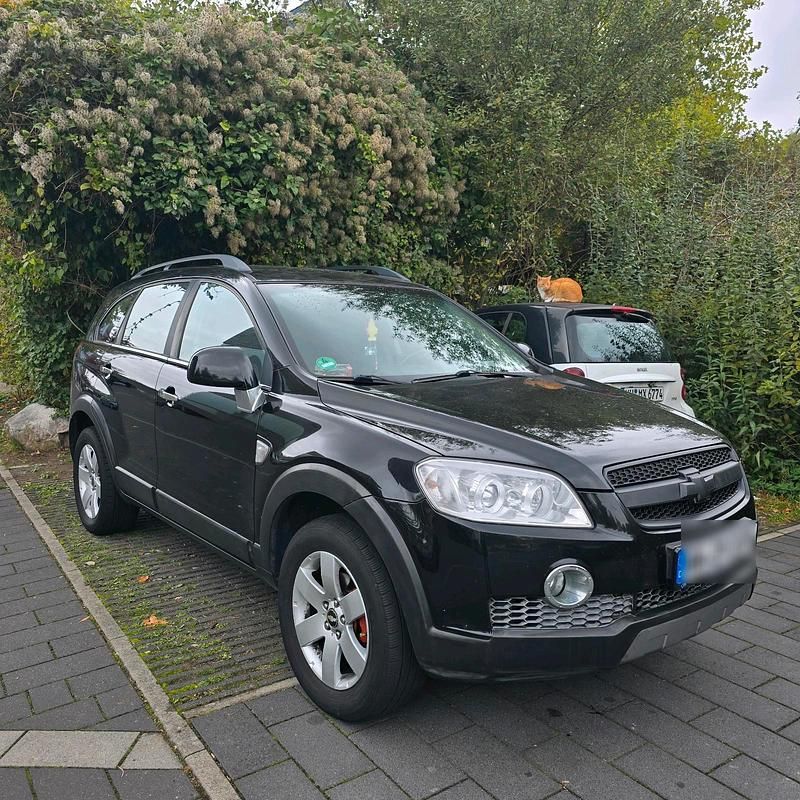 Schwarz Gebraucht 2007 Chevrolet Captiva SUV | 5.000 € (Teuer) - Bild 1/4