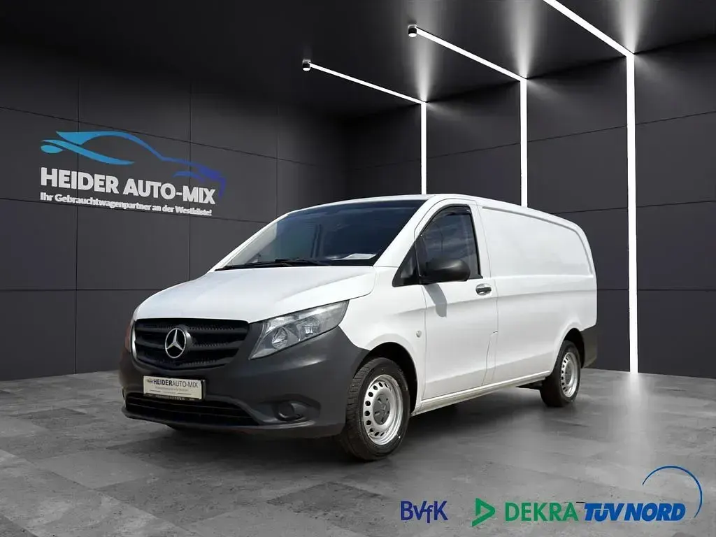 Gebraucht Mercedes Vito 88 PS (64 kW) 2015 Weiß Van