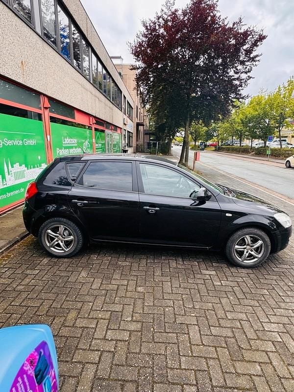 Gebraucht Kia Ceed 109 PS (80 kW) 2009 Kleinwagen