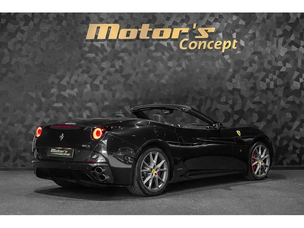 Gebraucht Ferrari California 460 PS (338 kW) 2011 Schwarz Cabrio