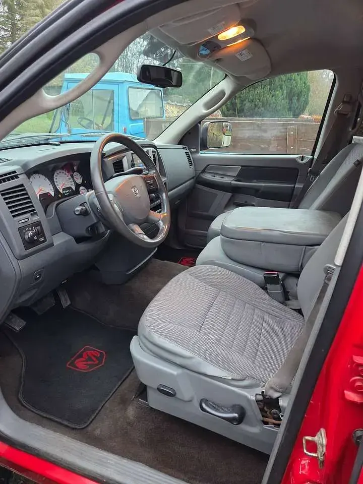 Gebraucht Dodge Ram 349 PS (256 kW) 2007 Rot Pickup