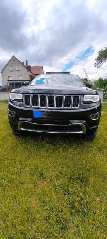 Schwarz Gebraucht 2016 Jeep Grand Cherokee Overland SUV | 17.900 € (Etwas zu teuer) - Bild 1/4