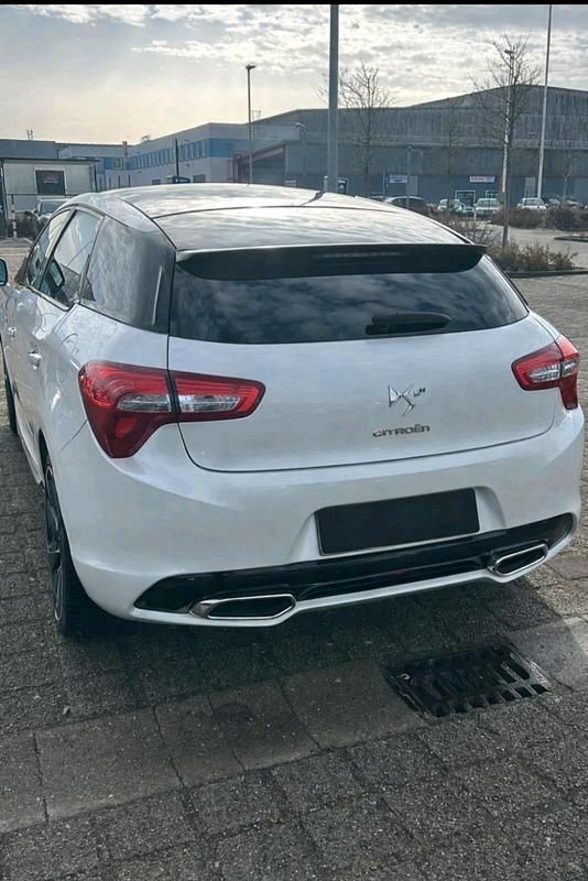 Gebraucht Citroën DS5 163 PS (119 kW) 2013 Andere farben Kleinwagen