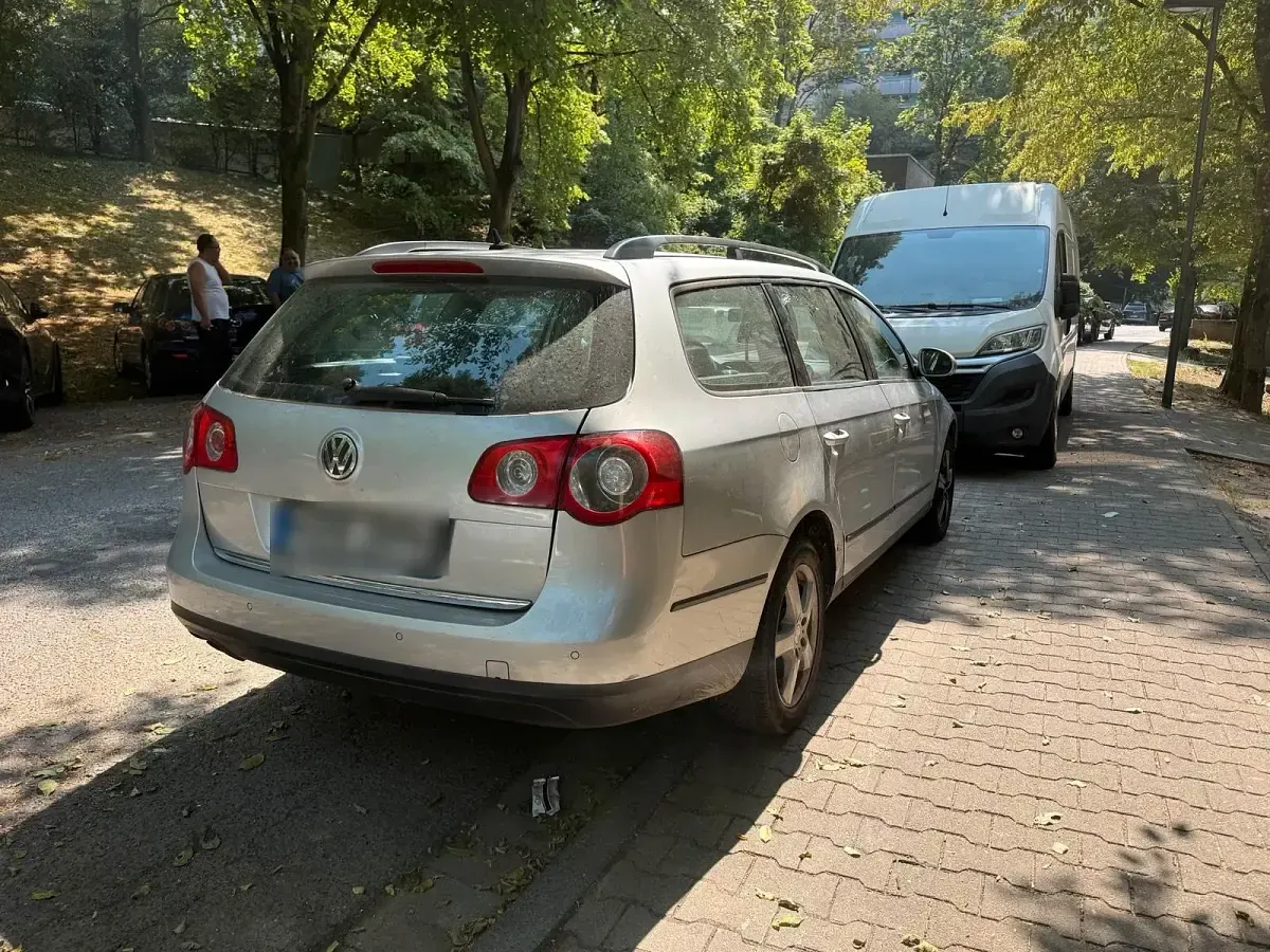 Gebraucht VW Passat 140 PS (102 kW) 2007 Silber Kombi