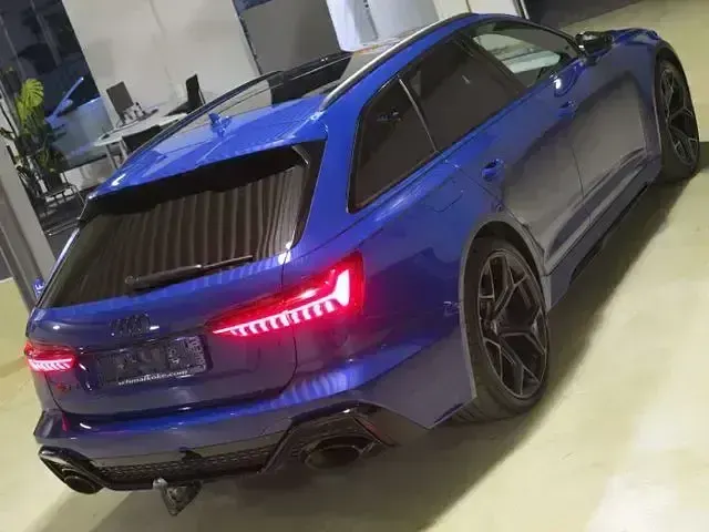 Gebraucht Audi RS6 Performance 630 PS (463 kW) 2025 Blau Kombi