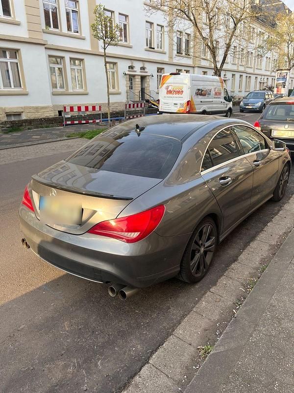 Gebraucht Mercedes CLA200 156 PS (114 kW) 2013 Grau Coupé