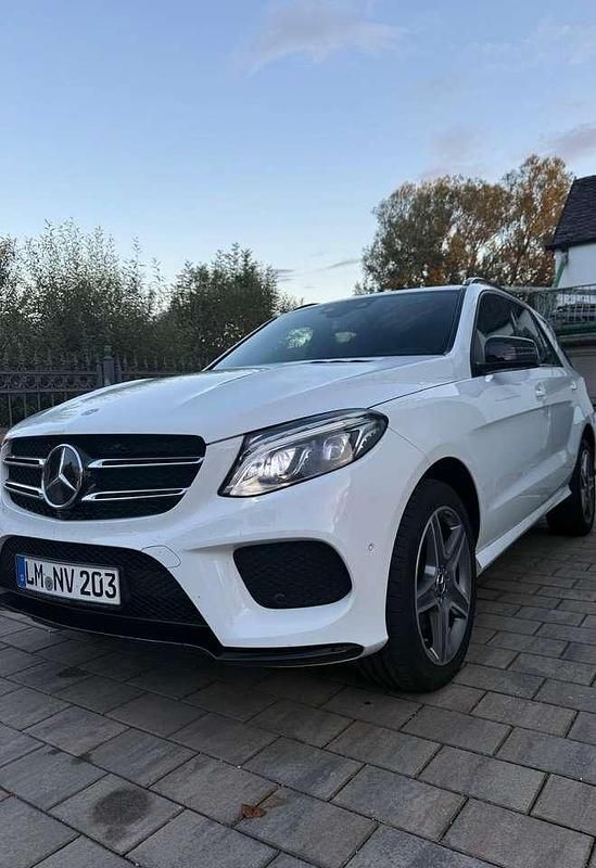 Gebraucht 2017 Mercedes GLE350 AMG line SUV | 40.000 € (Fairer Preis) - Bild 1/4
