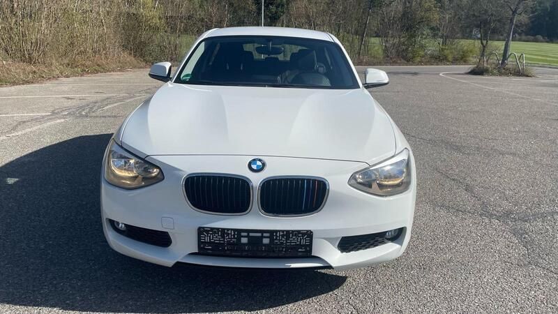 Weiß Gebraucht 2014 BMW 114 Kleinwagen | 5.990 € (Superpreis) - Bild 1/4