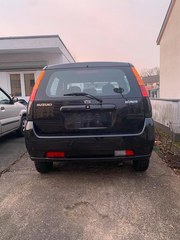 Gebraucht Suzuki Ignis 94 PS (69 kW) 2008 Schwarz Kleinwagen