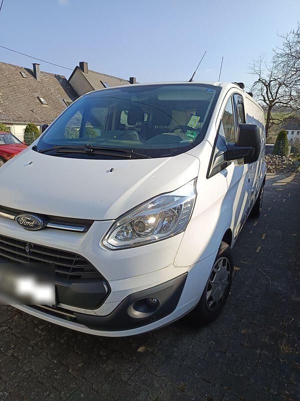 Second-hand Ford Transit Custom 131 CP (96 kW) 2017 Alb Monovolum
