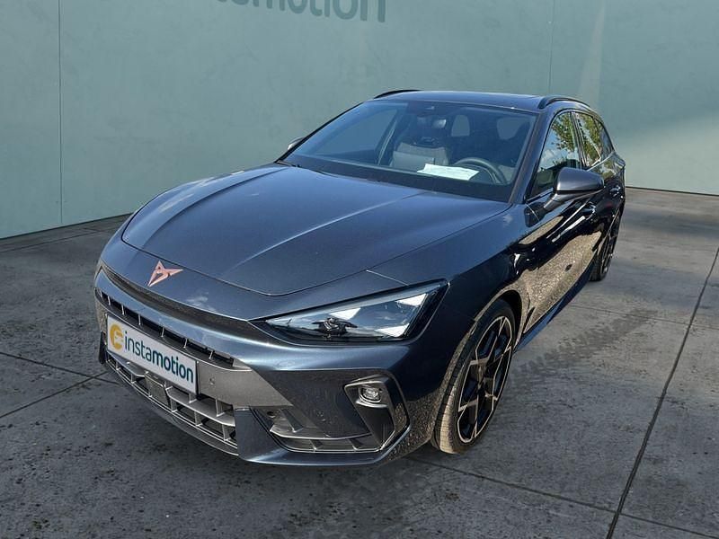 Grau Gebraucht 2025 Cupra Leon Kombi | 41.849 € - Bild 1/4