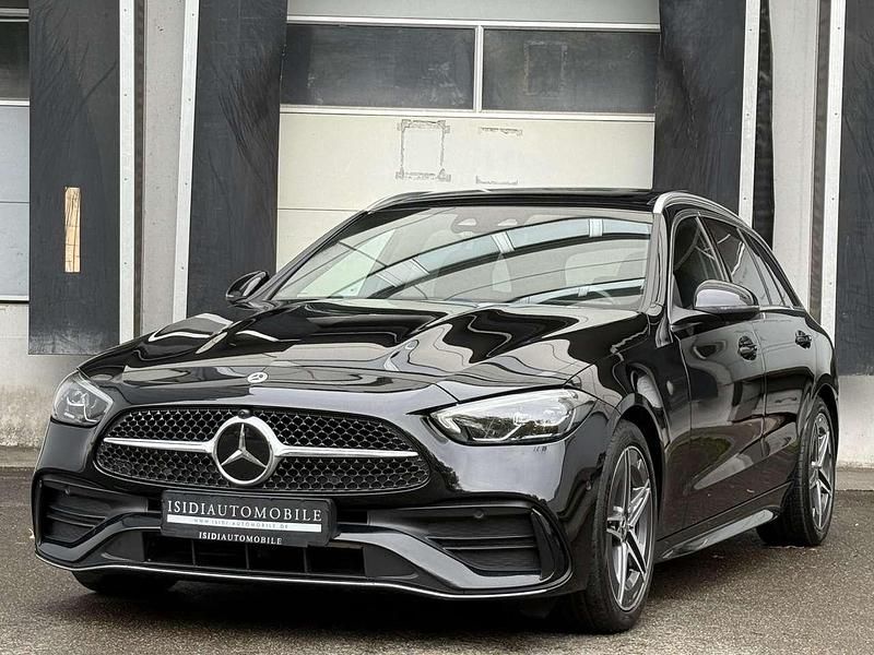 Schwarz Gebraucht 2021 Mercedes C220 AMG Kombi | 32.900 € (Teuer) - Bild 1/4