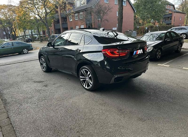 Schwarz Gebraucht 2015 BMW X6 M50 M Sport SUV | 29.000 € (Fairer Preis) - Bild 1/4