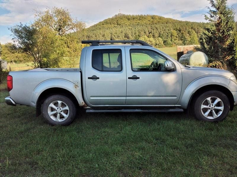 Silber Gebraucht 2008 Nissan Navara Abholung | 9.500 € (Guter Preis) - Bild 1/4