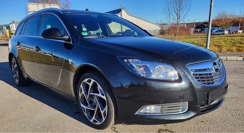 Schwarz Gebraucht 2013 Opel Insignia OPC Kombi | 5.980 € (Guter Preis) - Bild 1/4