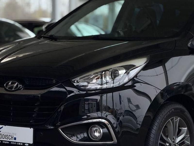 Gebraucht Hyundai ix35 135 PS (99 kW) 2015 Schwarz SUV