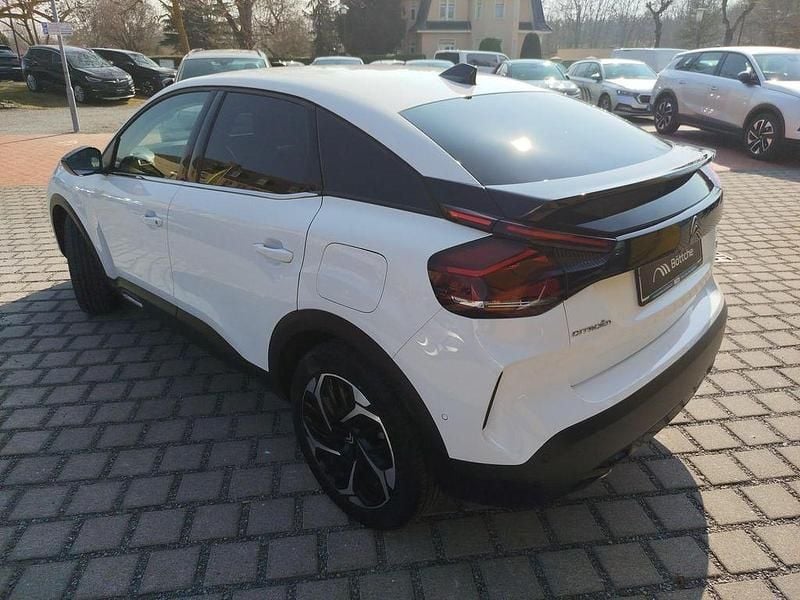 Gebraucht Citroën C4 PureTech 131 PS (96 kW) 2023 Lack weiss banquise/typ aussen SUV