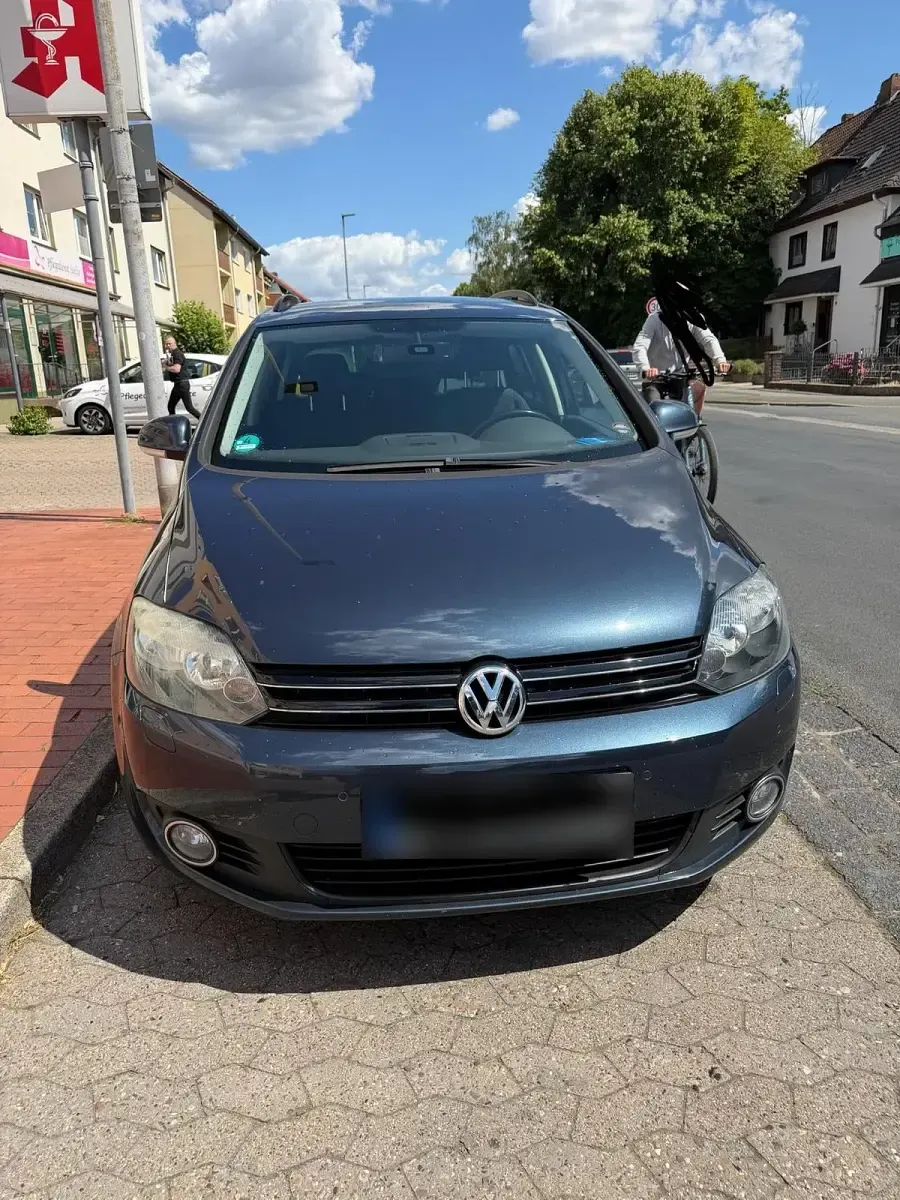 Gebraucht VW Golf Plus Cross 105 PS (77 kW) 2011 Blau Limousine
