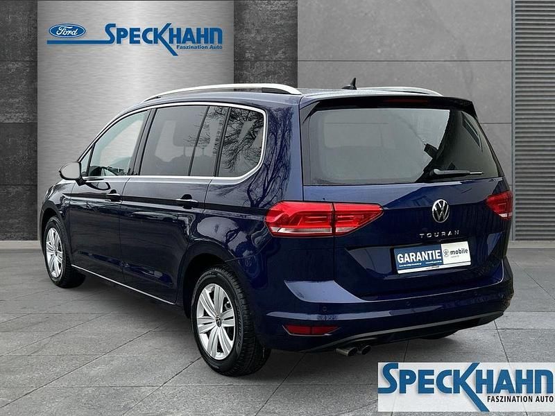 Gebraucht VW Touran Move 150 PS (110 kW) 2024 Blau Van / Kleinbus