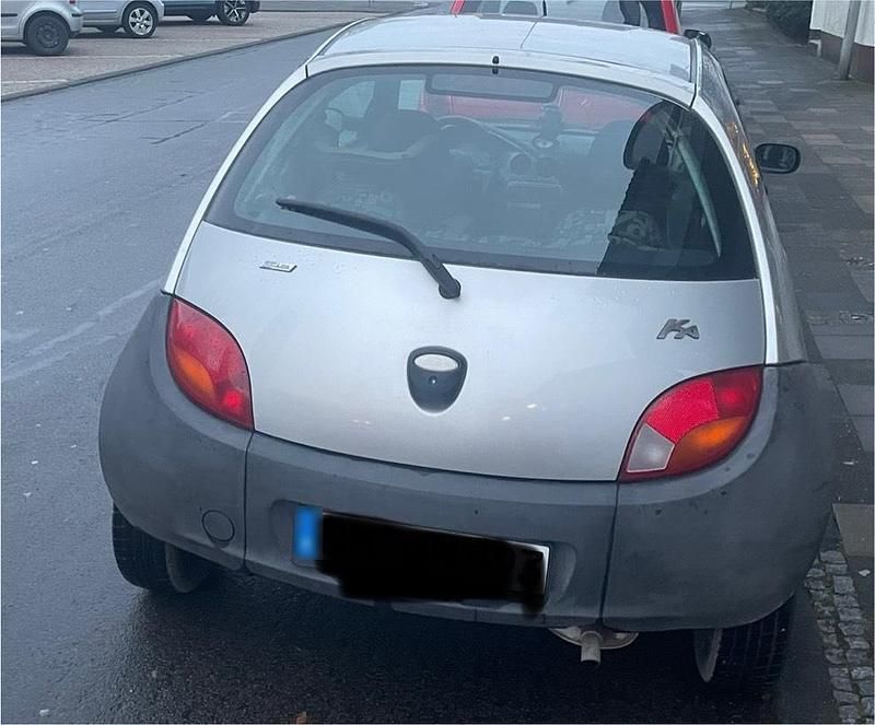 Second-hand Ford Ka 2004 Argintiu Hatchback