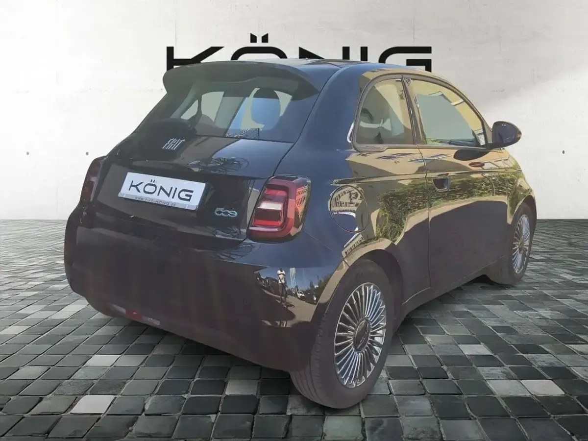 Gebraucht Fiat 500e Icon 86 kW (118 PS) 2024 Schwarz Kleinwagen