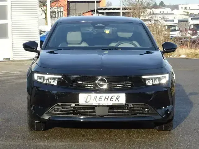 Gebraucht Opel Astra Edition 145 PS (106 kW) 2026 Schwarz
