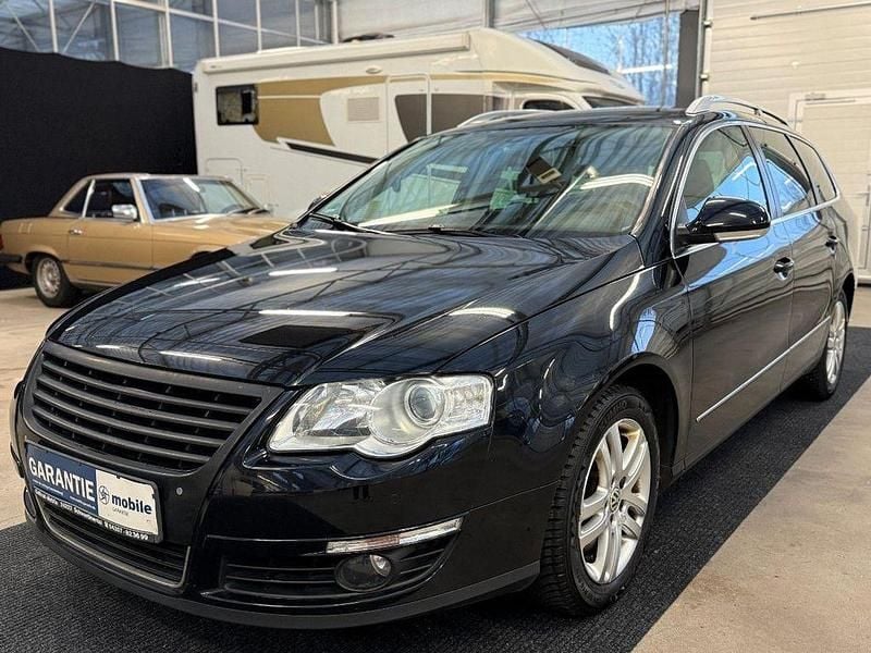 Schwarz Gebraucht 2009 VW Passat Comfortline Kombi | 2.490 € (Guter Preis) - Bild 1/4