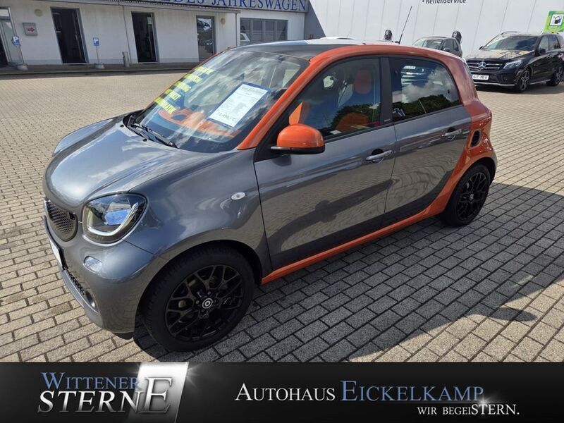Grau Gebraucht 2016 Smart ForFour Passion Kleinwagen | 11.990 € (Fairer Preis) - Bild 1/4