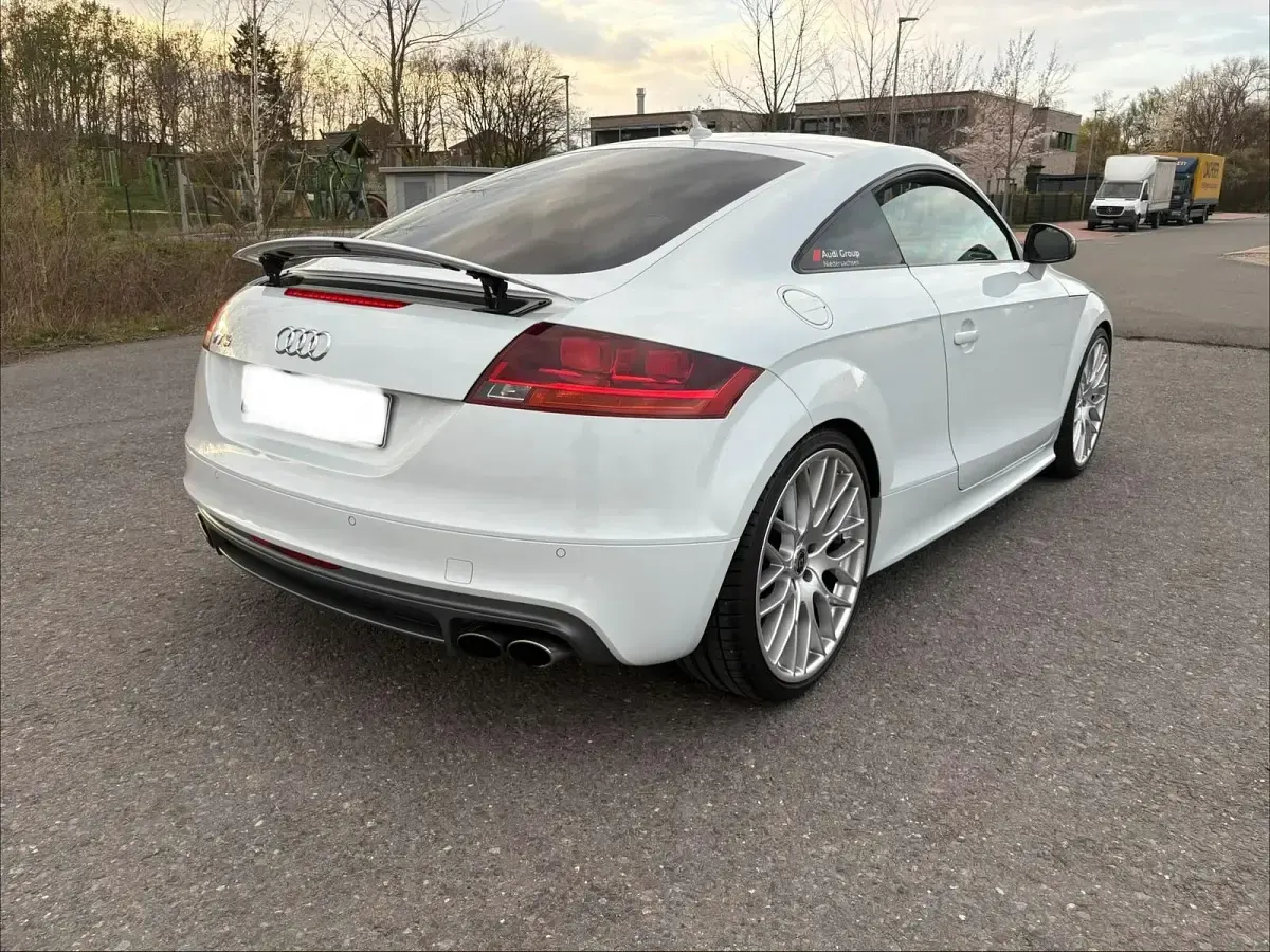 Gebraucht Audi TTS 272 PS (200 kW) 2012 Weiß Coupé