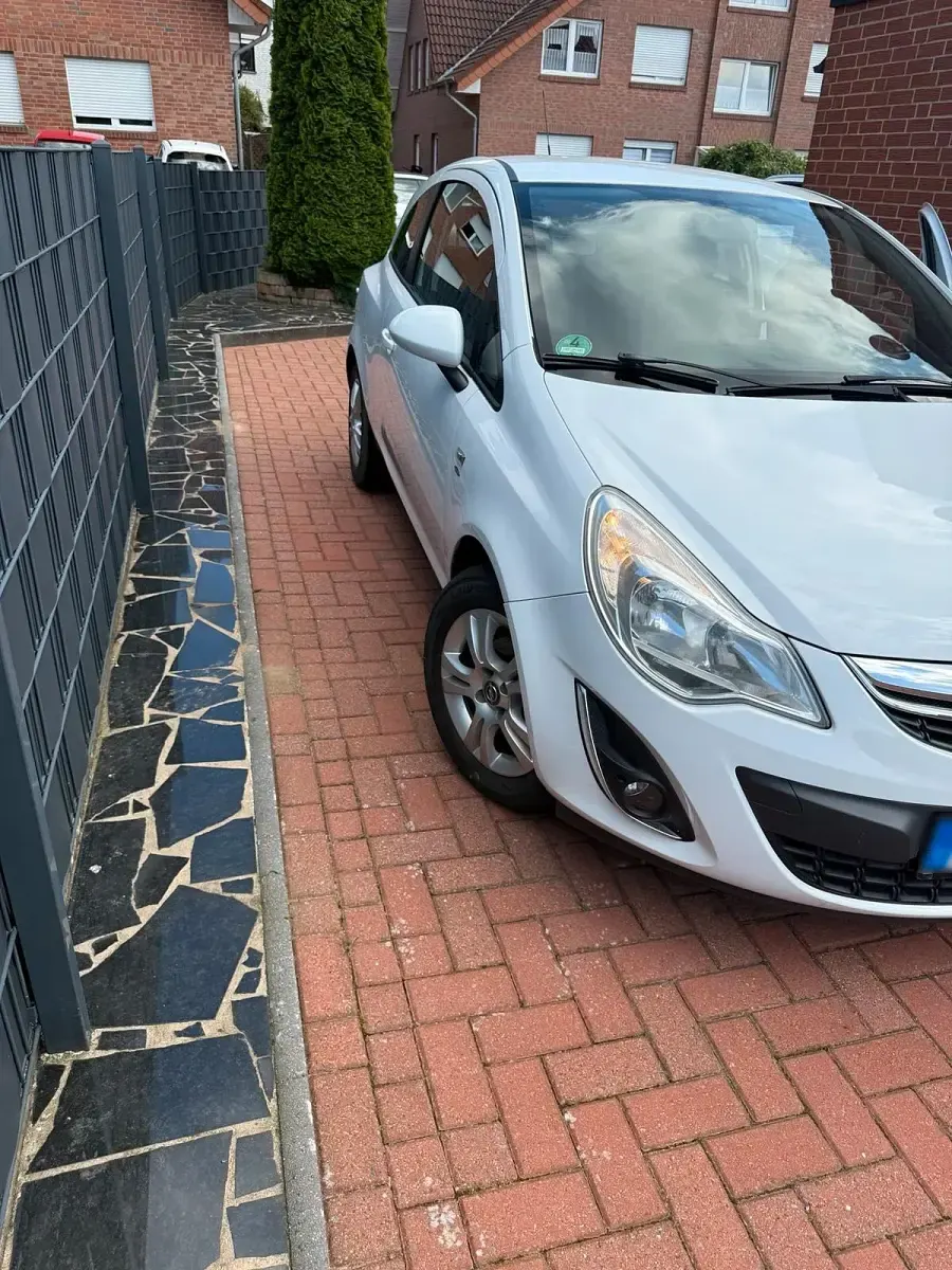 Gebraucht Opel Corsa 87 PS (63 kW) 2011 Kleinwagen