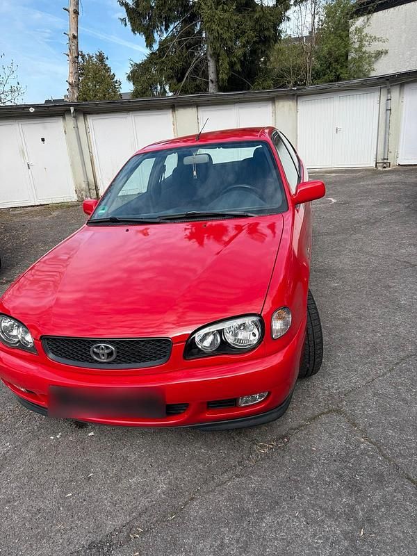 Gebraucht Toyota Corolla 110 PS (80 kW) 2000 Rot Kleinwagen