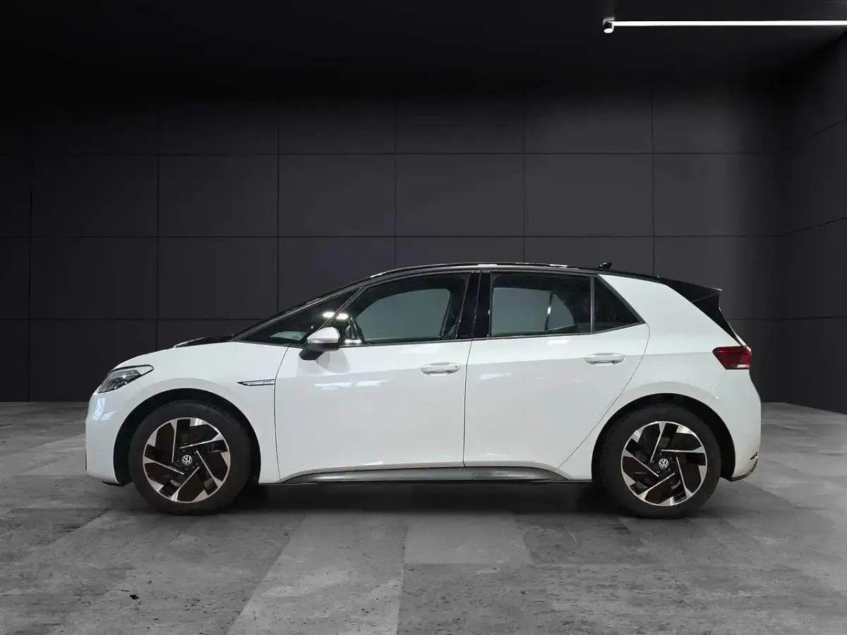 Gebraucht VW ID.3 Pro 106 kW (145 PS) 2022 Weiß Kleinwagen
