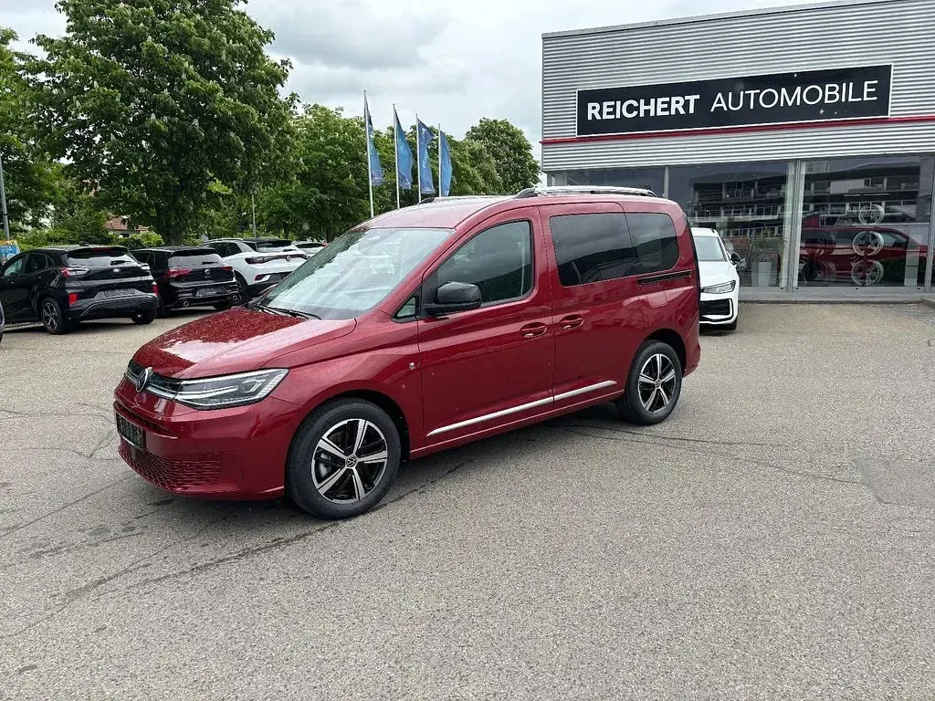 Neu VW Caddy Style 116 PS (85 kW) 2026 Rot Van / Kleinbus