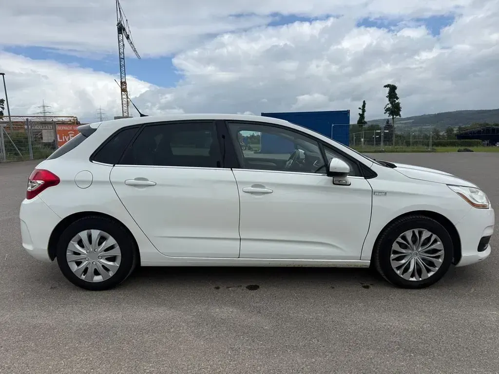 Usata Citroën C4 SELECTION 111 CV (81 kW) 2012 Bianco Berlina