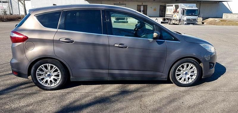 Gebraucht Ford C-MAX Titanium 116 PS (85 kW) 2011 Braun Van / Kleinbus