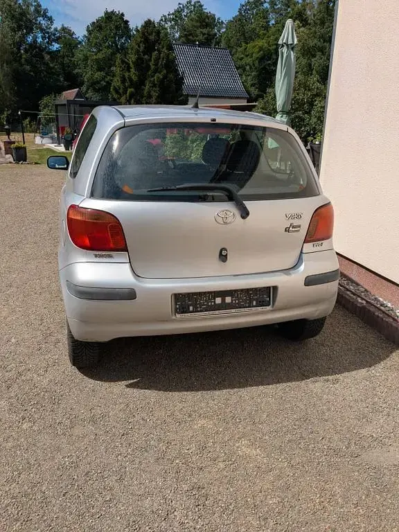Gebraucht Toyota Yaris Sol 65 PS (47 kW) 2004 Grau Limousine