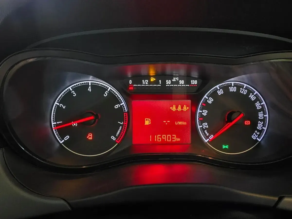 Gebraucht Opel Corsa 116 PS (85 kW) 2015 Grau Kleinwagen