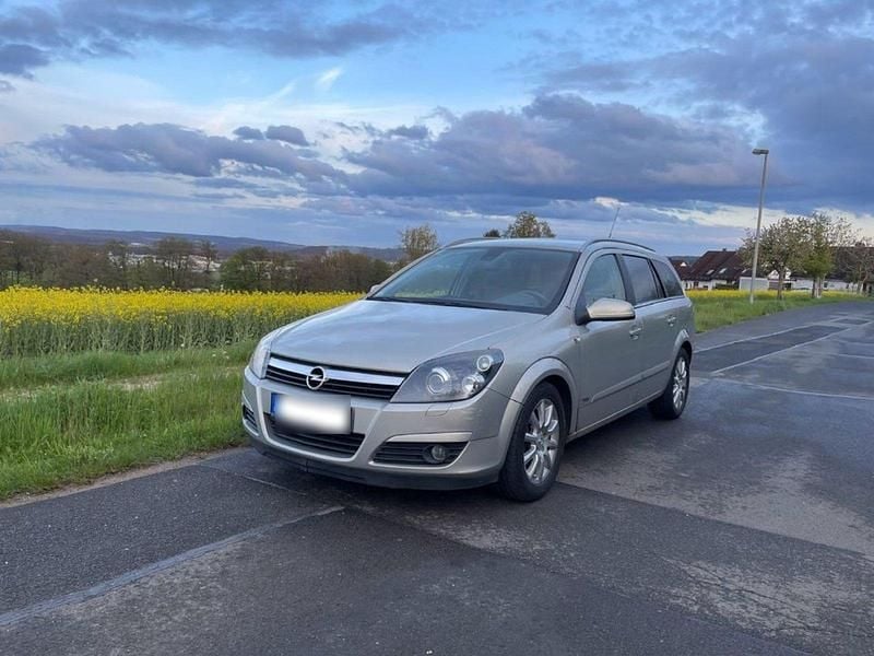 Gebraucht Opel Astra 125 PS (91 kW) 2005 Grau Kombi
