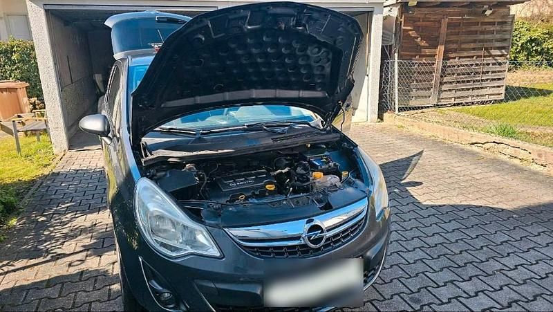 Gebraucht Opel Corsa 87 PS (63 kW) 2012 Grau Kleinwagen