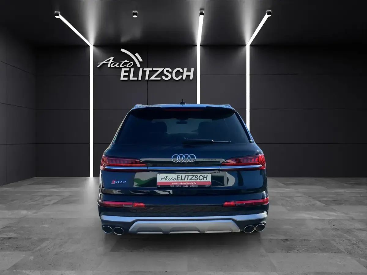 Gebraucht Audi SQ7 Ambiente 435 PS (319 kW) 2020 Orcaschwarz metallic SUV