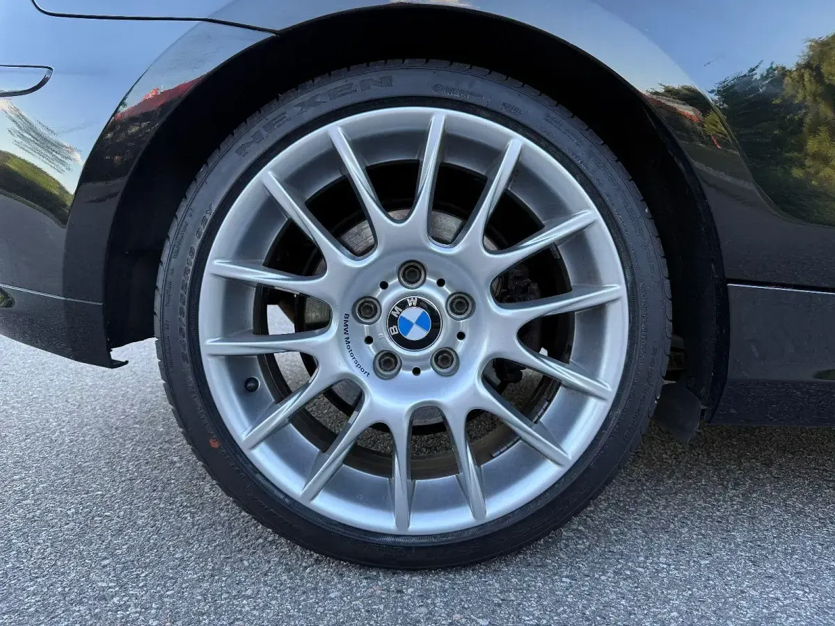 Gebraucht BMW 120 177 PS (130 kW) 2010 Schwarz Kleinwagen