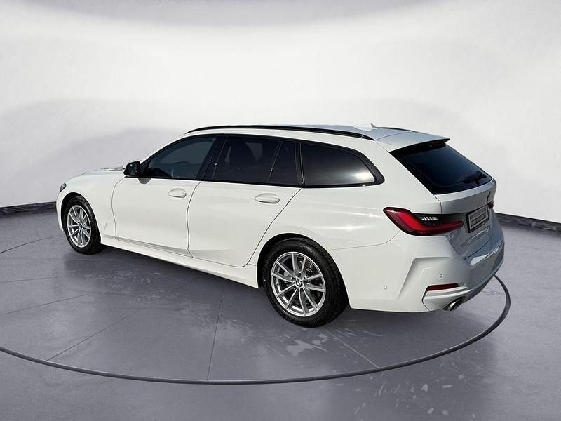 Gebraucht BMW 318 156 PS (114 kW) 2025 Weiß Kombi