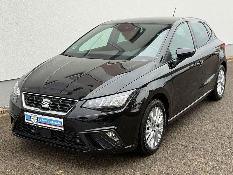 Schwarz Gebraucht 2025 Seat Ibiza FR Limousine | 19.879 € (Fairer Preis) - Bild 1/4