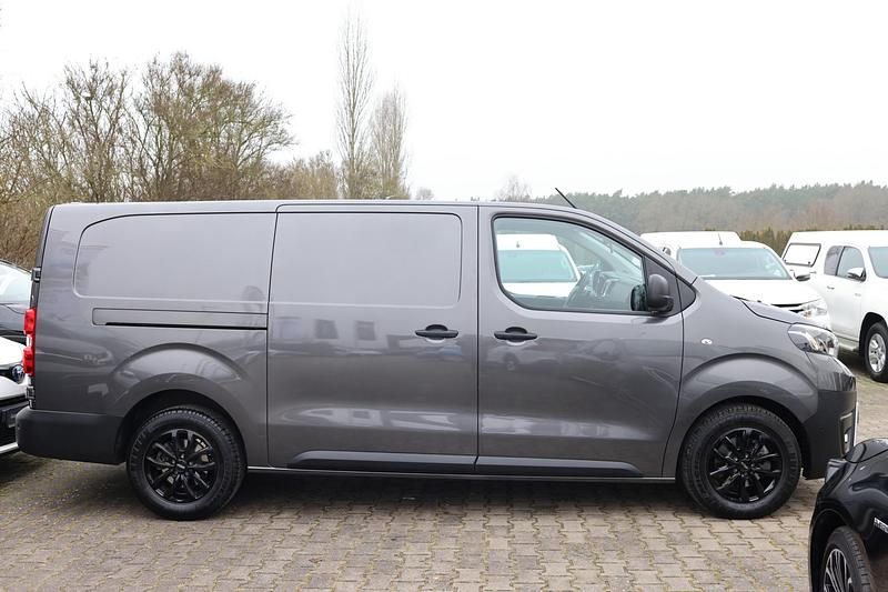 Gebraucht Toyota Proace Comfort 144 PS (105 kW) 2024 Basaltgrau metallic Van / Kleinbus