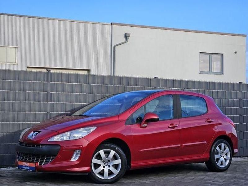 Second-hand Peugeot 308 Platinum 156 CP (114 kW) 2010 Roșu Berlinǎ