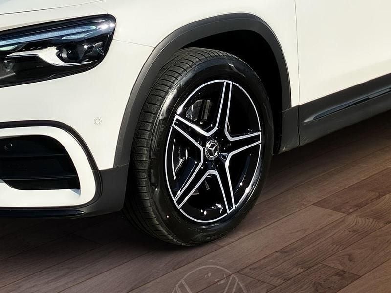 Gebraucht Mercedes GLB250 AMG 224 PS (164 kW) 2025 Weiß SUV