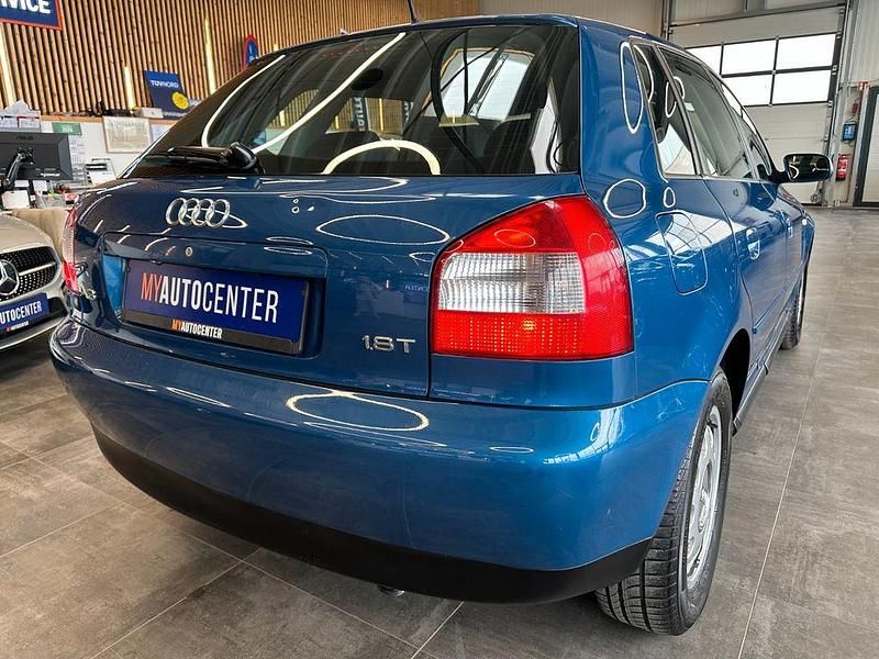 Gebraucht Audi A3 Ambiente 150 PS (110 kW) 2002 Blau Kleinwagen