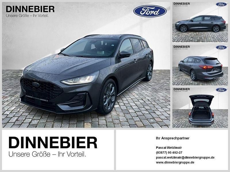Grau Gebraucht 2023 Ford Focus ST-Line Limousine | 23.490 € (Guter Preis) - Bild 1/3