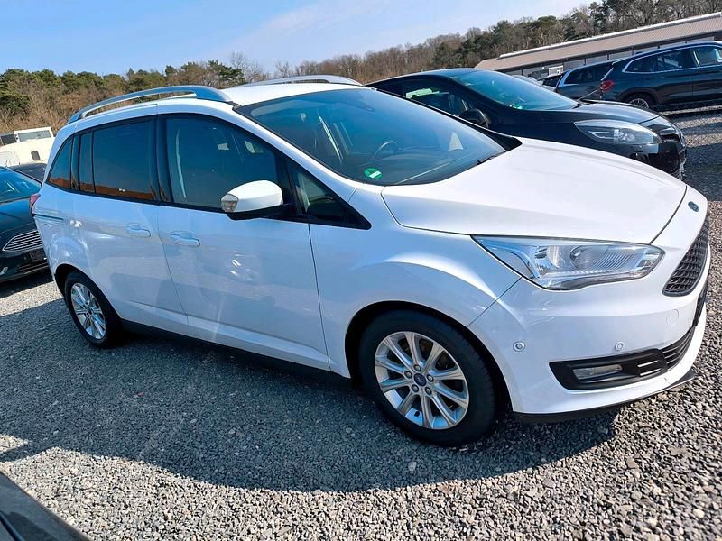 Gebraucht Ford C-MAX 115 PS (84 kW) 2015 Weiß Van / Kleinbus